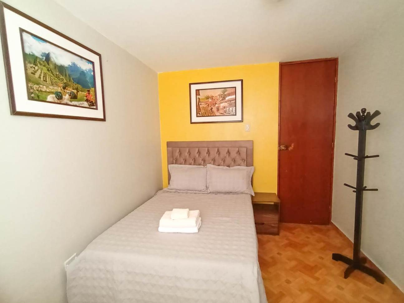 Right Across From The Airport - Free Shuttle - A Y J Familia Apartamento Lima Exterior foto